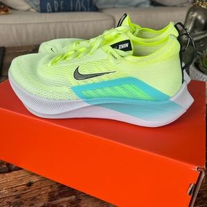 Nike Zoom Fly 4 Women’s Running Shoes